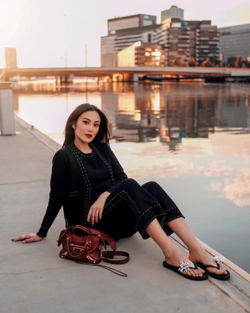 ketrin agustine feet 3