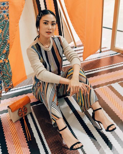 ketrin agustine feet 6