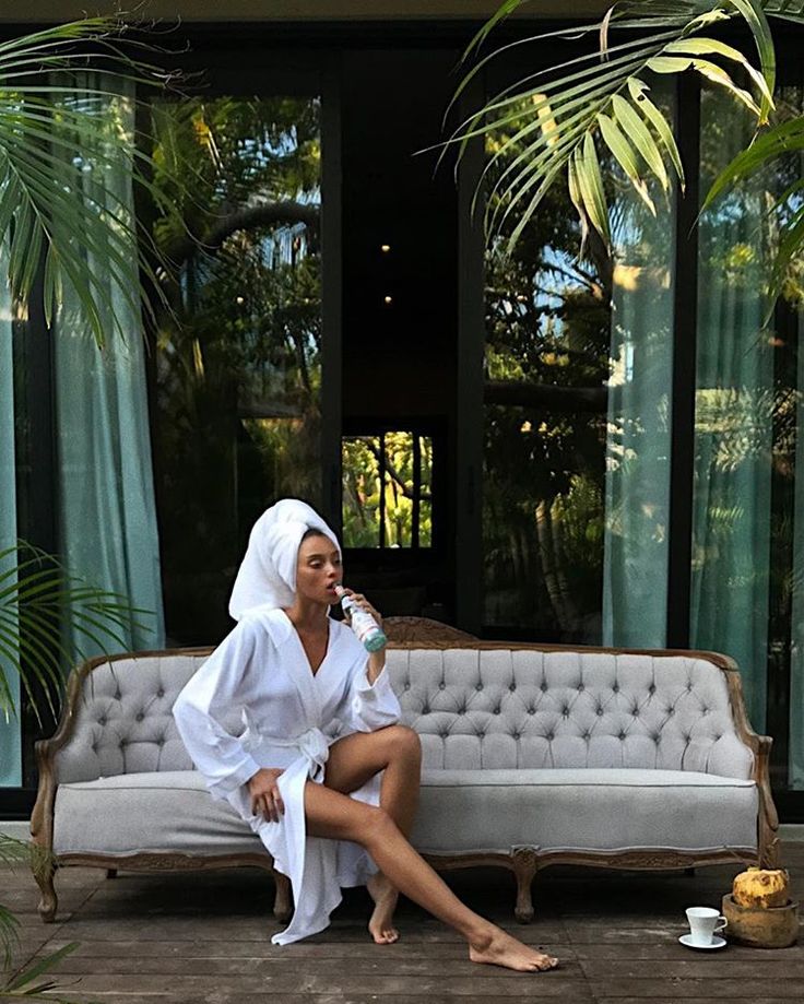 khadijha red thunder feet 5