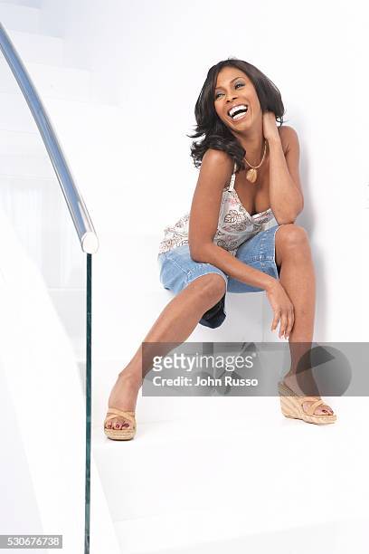 khandi alexander feet 6