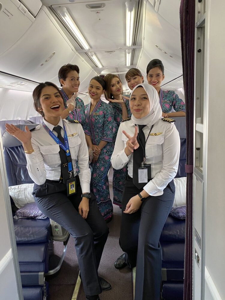 khaysha faizal feet 6