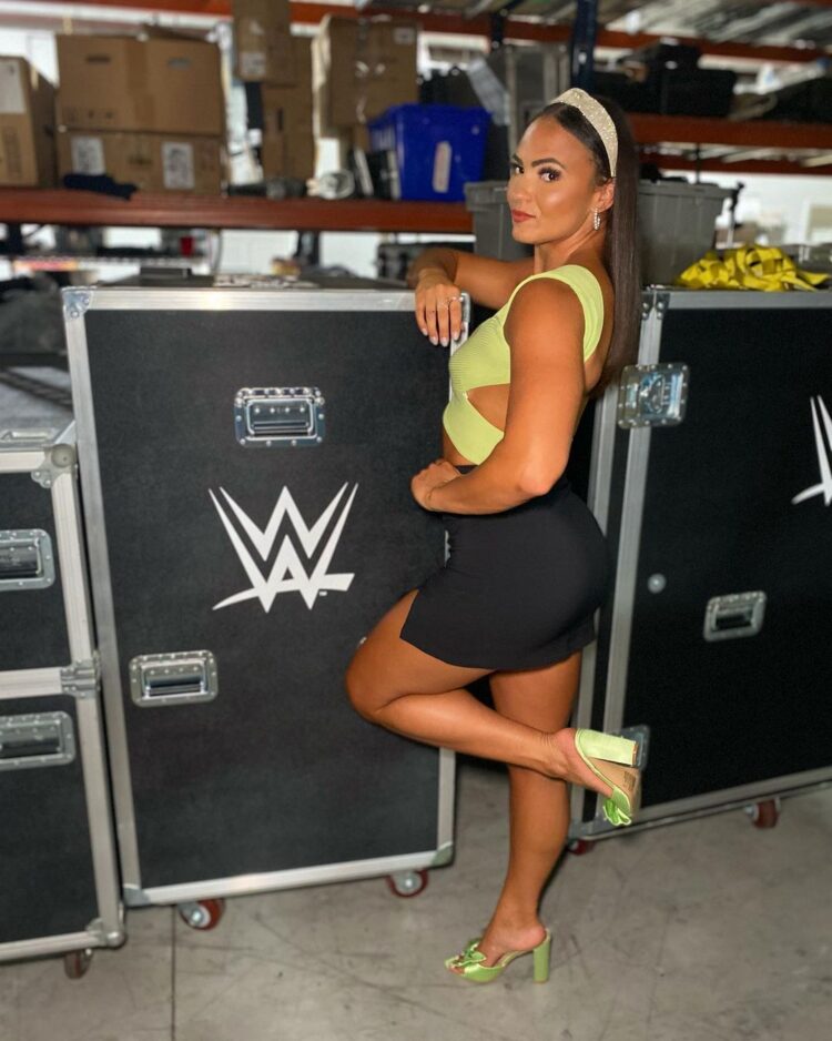 kiana champion feet 6