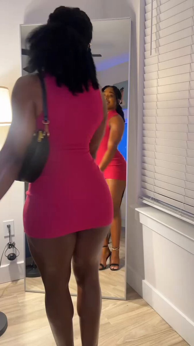 kiara phillips feet 4