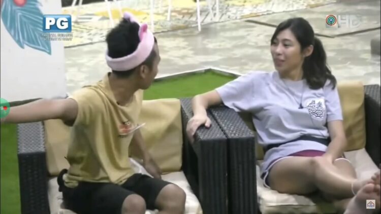 kiara takahashi feet 2