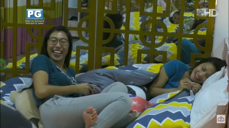 kiara takahashi feet 3