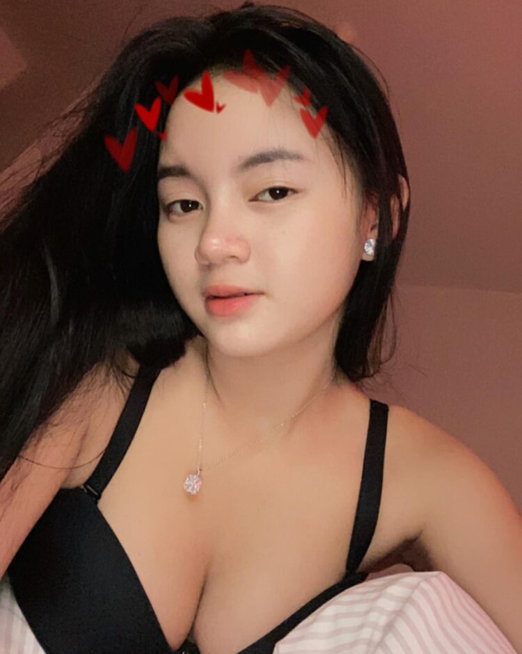 kienzy mylien feet 1