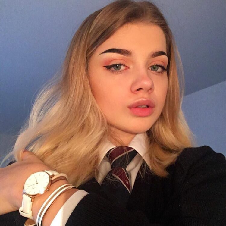 kiera johnston feet 3