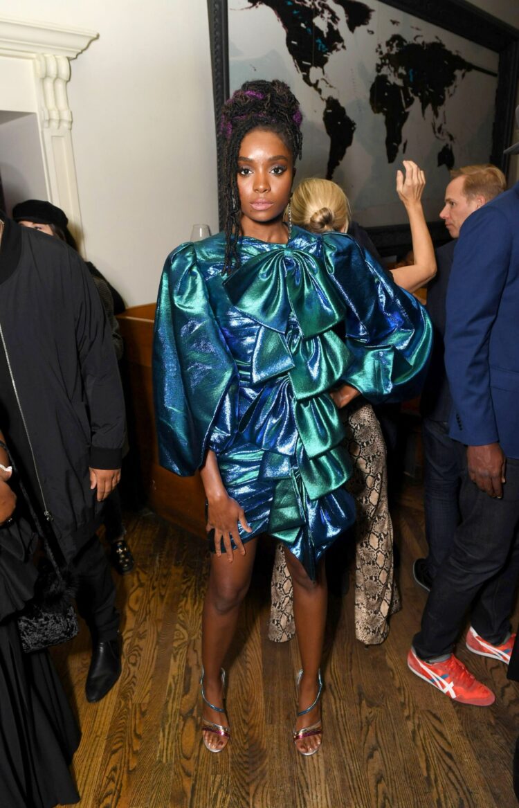 kiki layne feet scaled