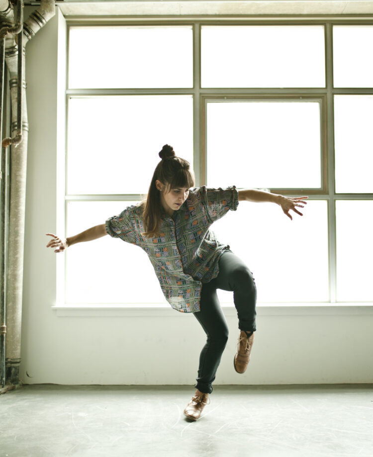 kiley thompson feet 5