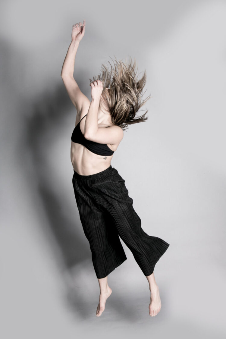 kiley thompson feet scaled