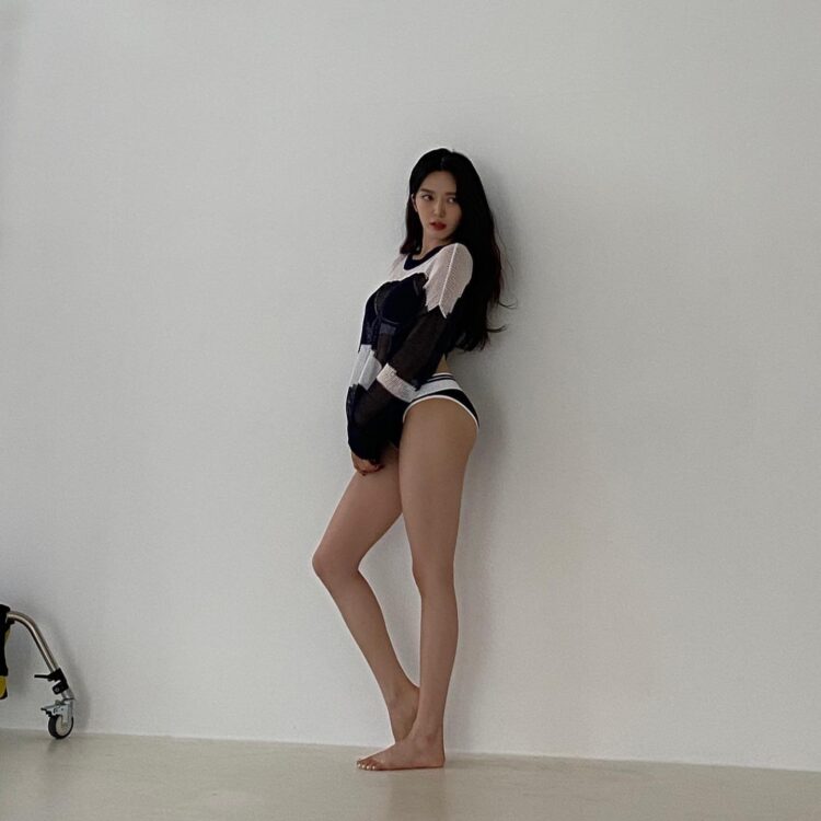 kim chanmi feet