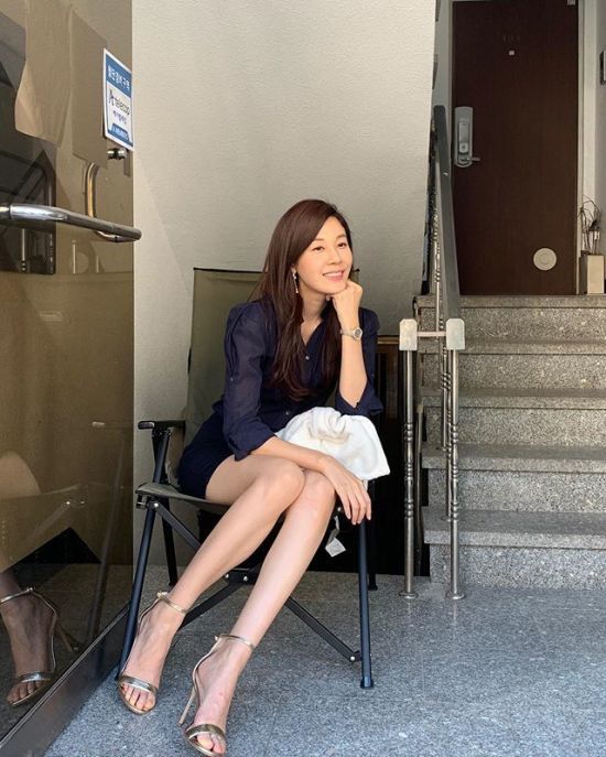 kim ha neul feet 5
