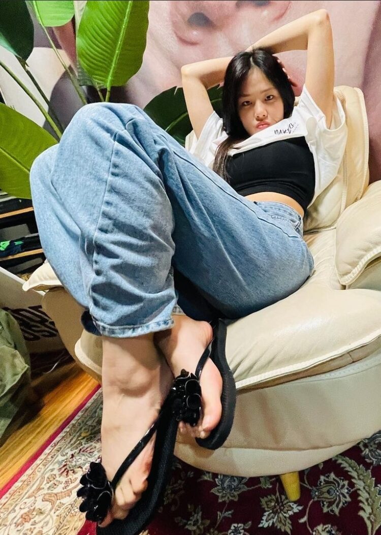 kim hyung seo feet 1