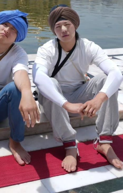 kim jin young feet 5