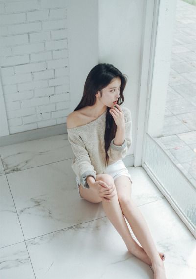 kim nae hee feet