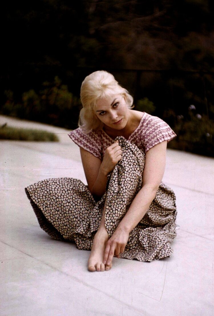 kim novak feet 4