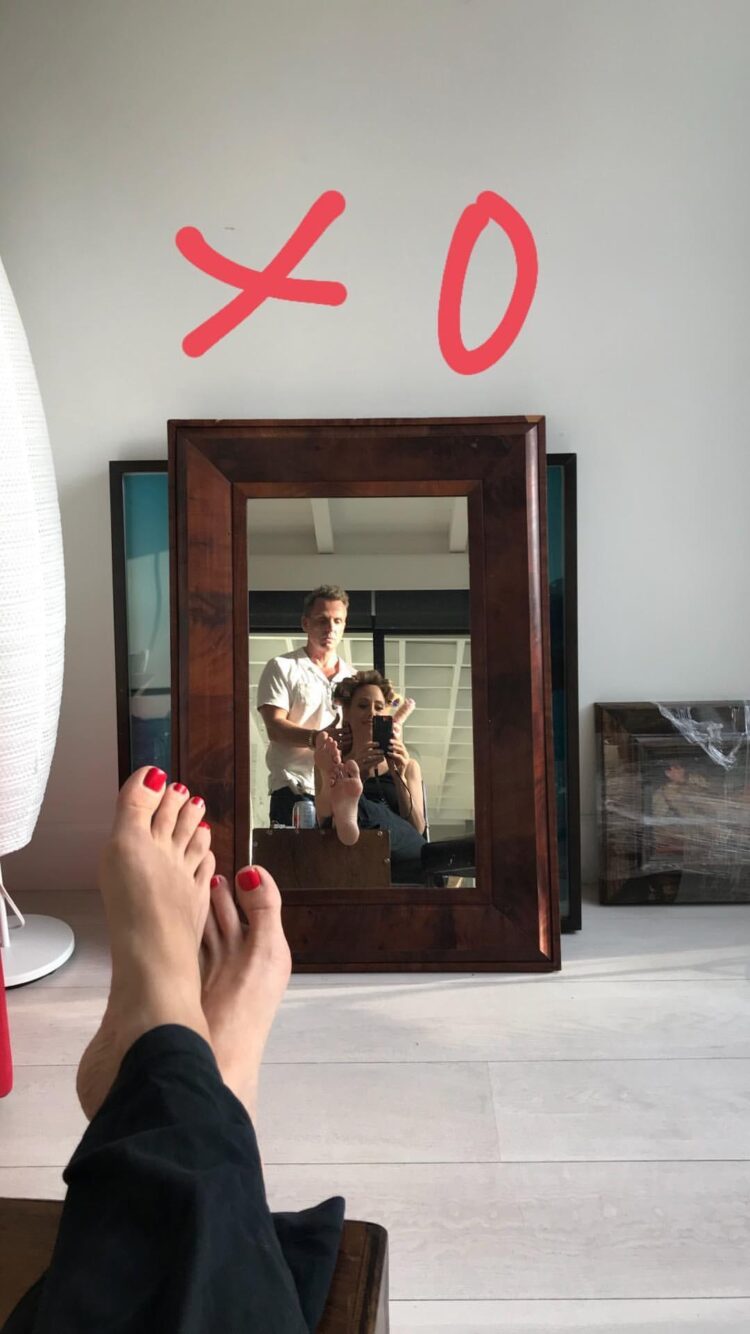 kim raver feet 1