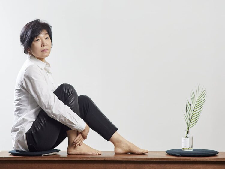 kim shin young feet 6