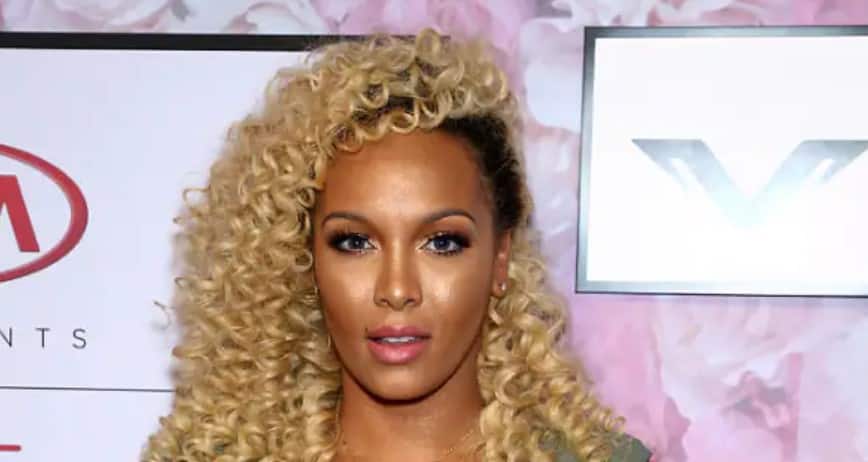 kim vanderhee feet 4