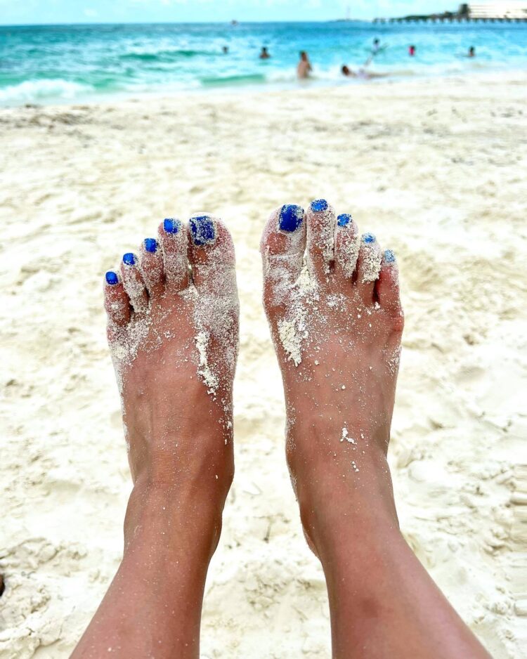 kimberly anne feet 1