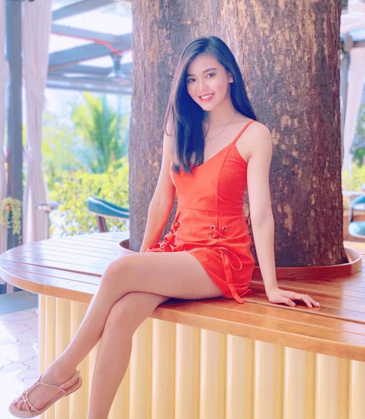 kimberly chia feet