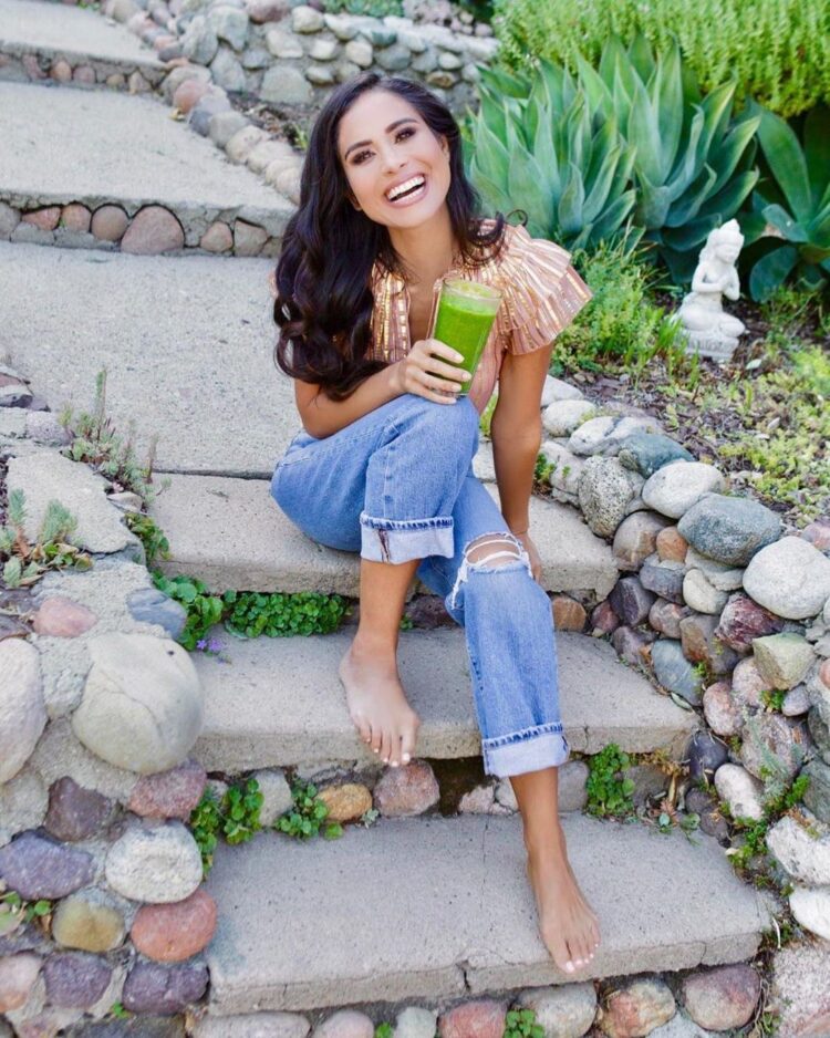 kimberly snyder feet 1