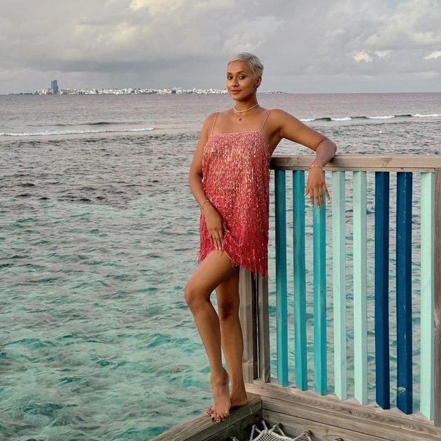 kimmy jayanti feet 5