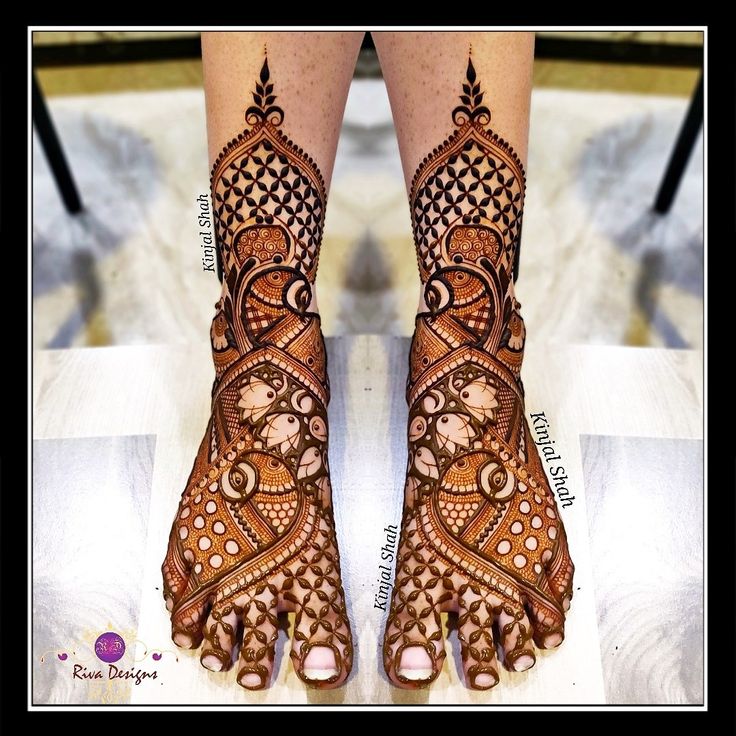 kinjal mehndi feet 3