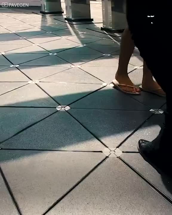 kiran mazumdar shaw feet 5