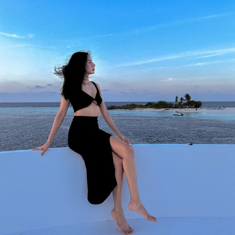 kirana larasati feet 3