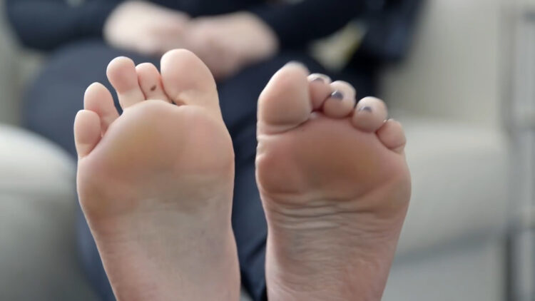 kirbie johnson feet 4