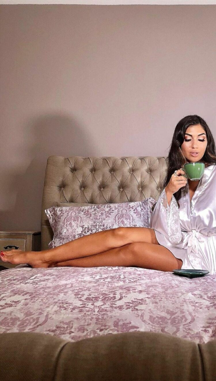 kiriaki tsanikidi feet 1