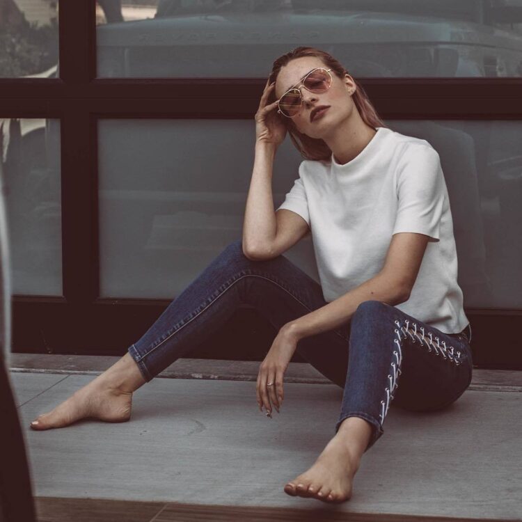 kirsten collins feet 2