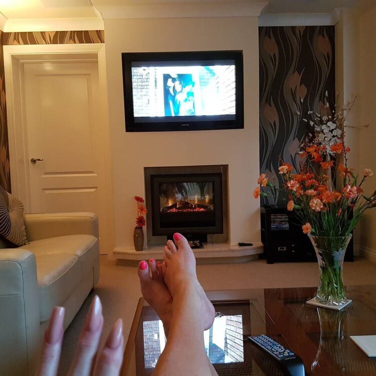 kirsty meakin feet