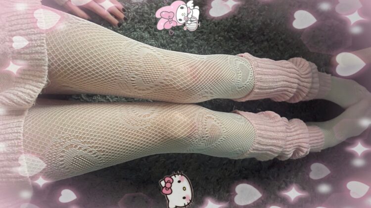 kitti milkgore feet 4