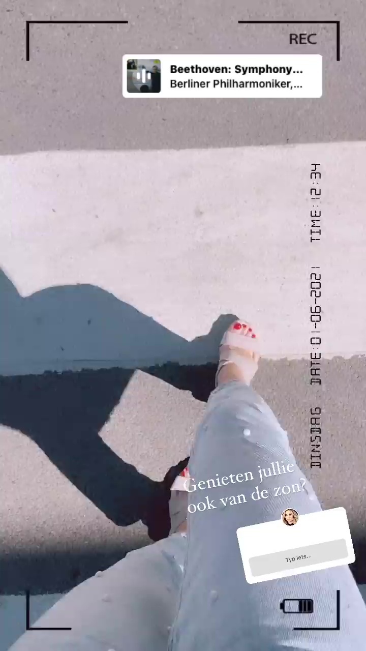 klaasje meijer feet 4