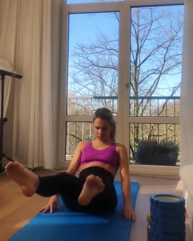 klaasje meijer feet 5