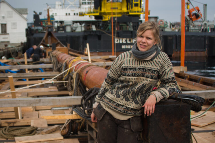 klara ahlander feet 4