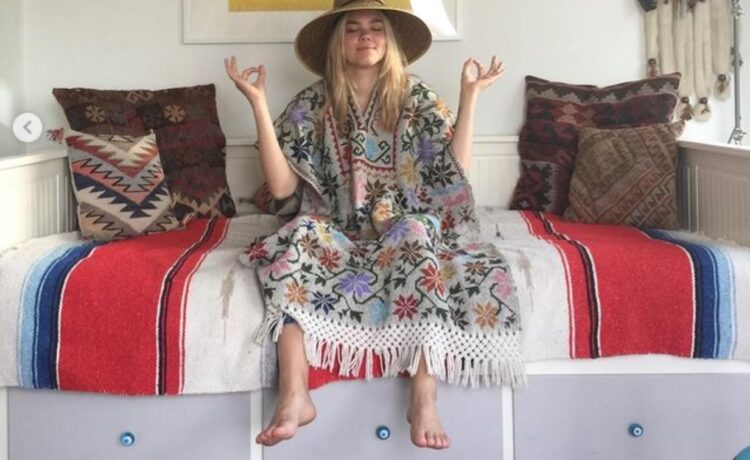 klara soderberg feet 2