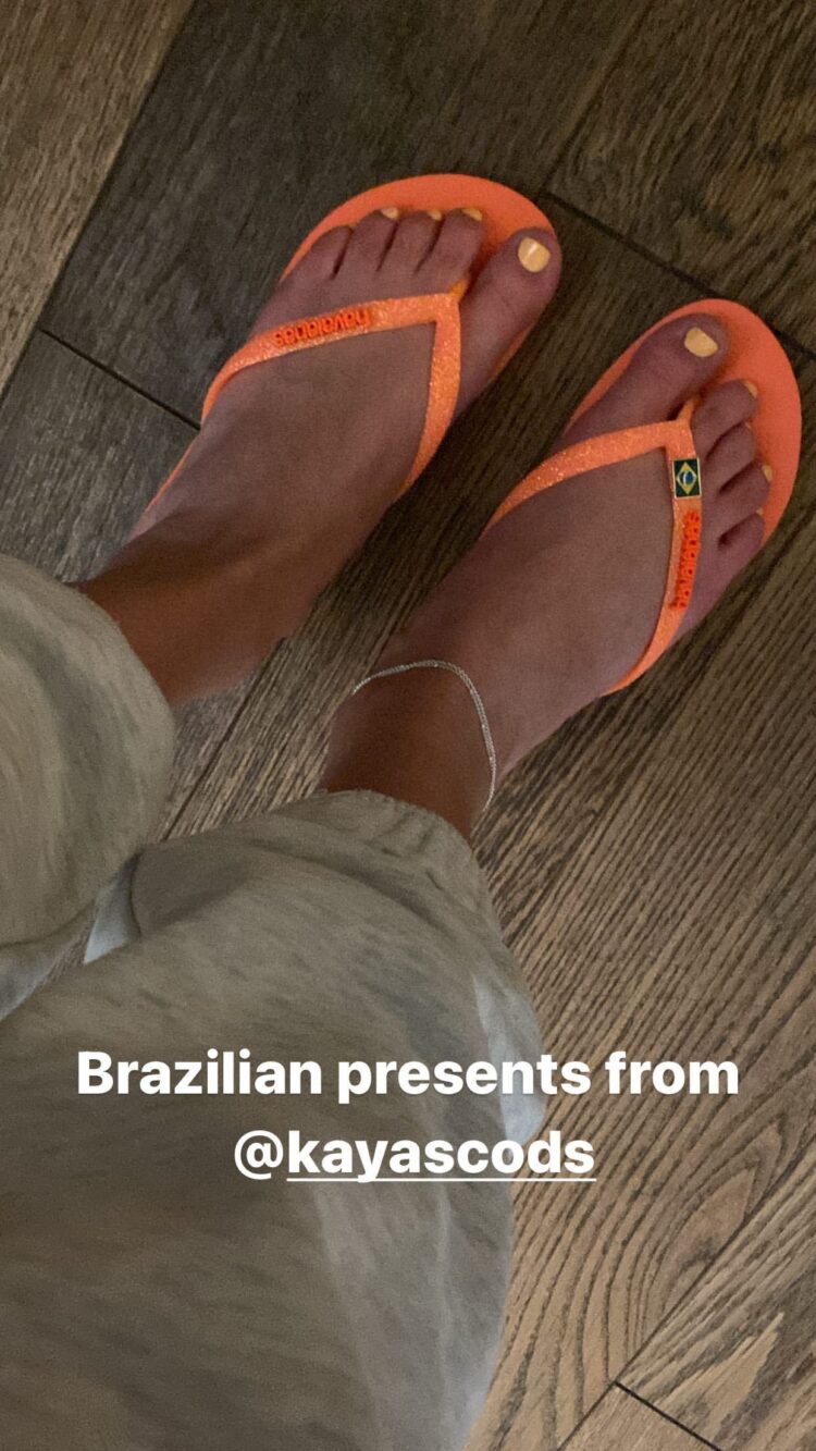 klariza clayton feet 1