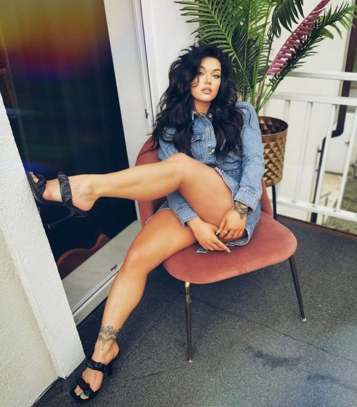 klaudia antos feet 5