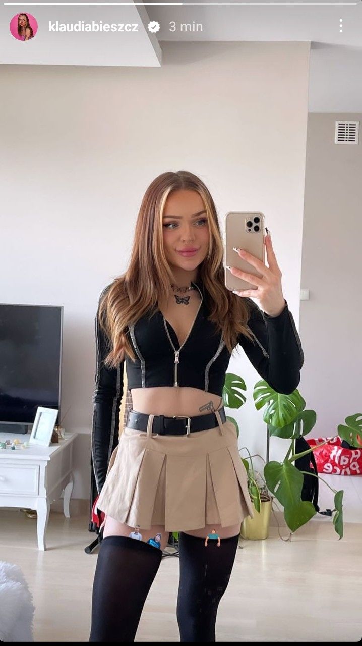 klaudia bieszcz feet 4