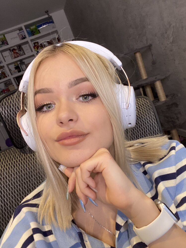 klaudusiek kapusniak feet 2