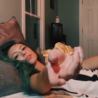 kmitch feet