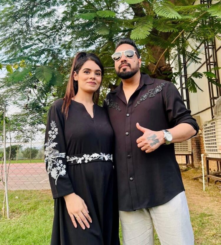 komal gugnani feet 2