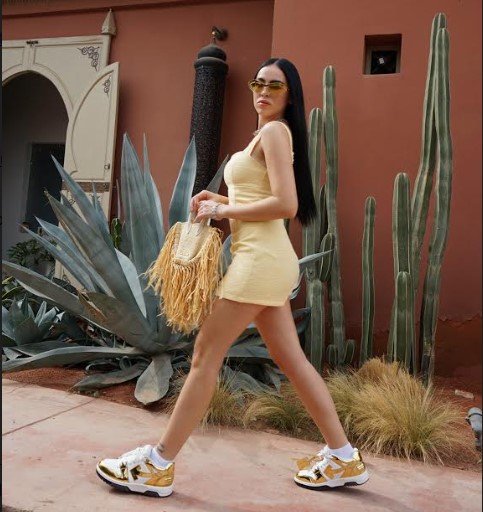 konstantina soultati feet 6