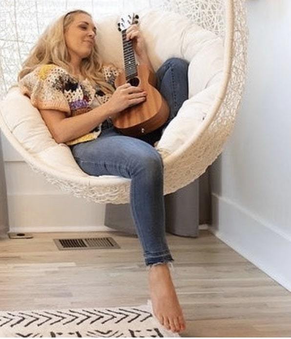 kortney wilson feet 5