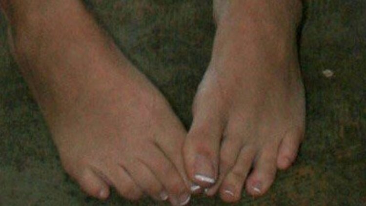 kourtney kellar feet 6