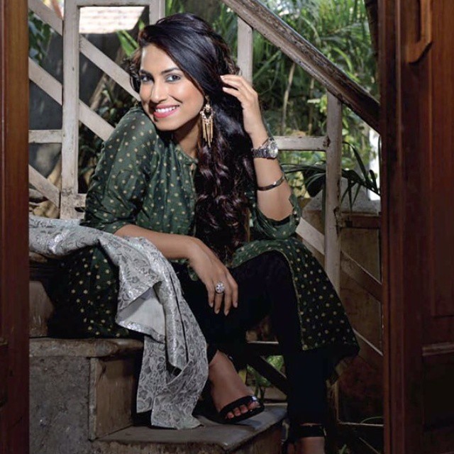 kranti redkar feet 2