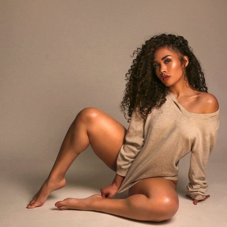 kreesha turner feet 2